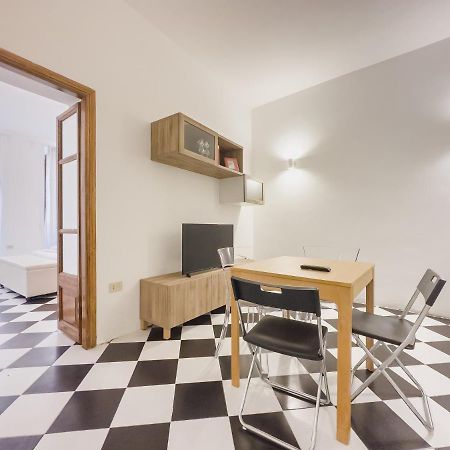 Domus Sant'Elena 2 Appartement Rome Buitenkant foto