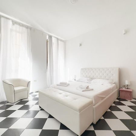 Domus Sant'Elena 2 Appartement Rome Buitenkant foto
