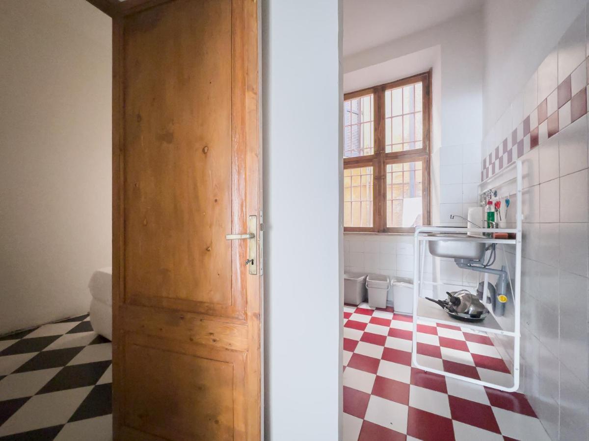 Domus Sant'Elena 2 Appartement Rome Buitenkant foto