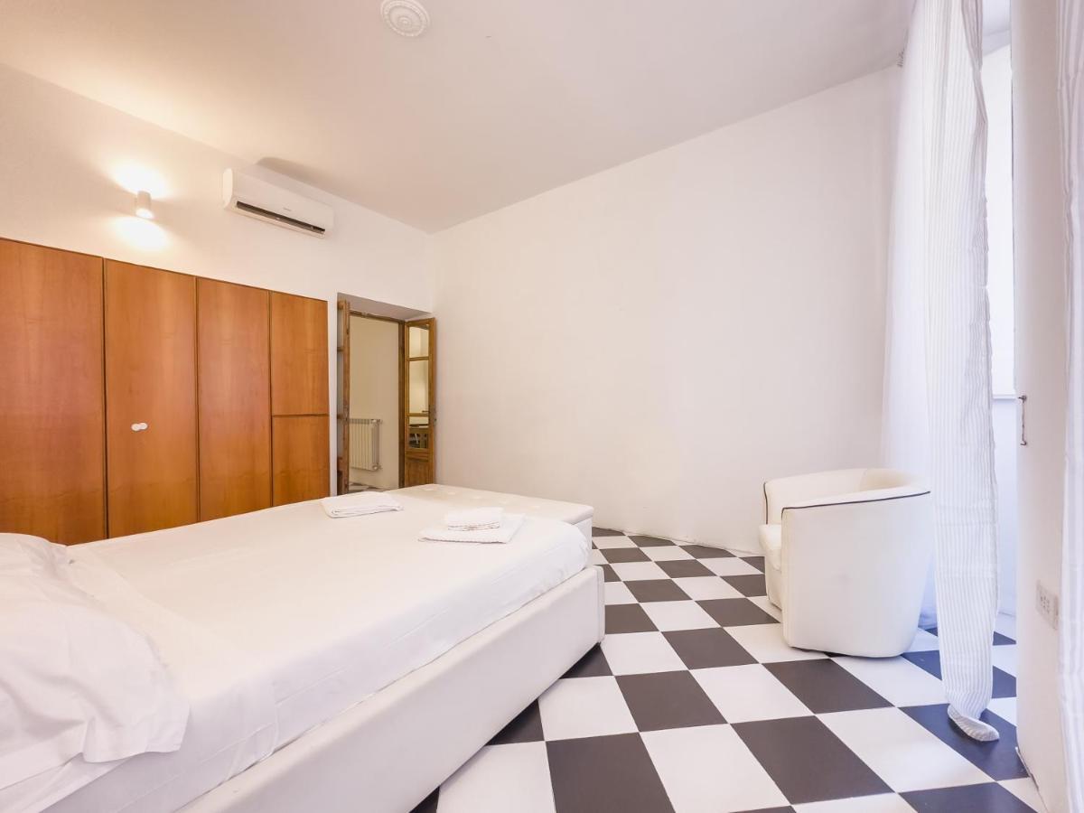 Domus Sant'Elena 2 Appartement Rome Buitenkant foto