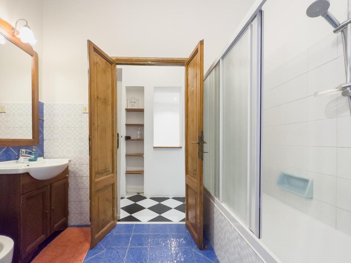 Domus Sant'Elena 2 Appartement Rome Buitenkant foto