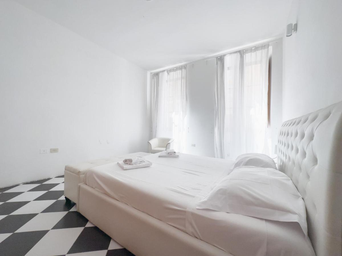 Domus Sant'Elena 2 Appartement Rome Buitenkant foto